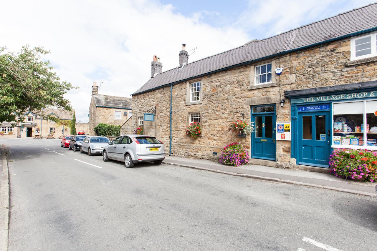 Holly Cottage B&B Pilsley  Exteriör bild