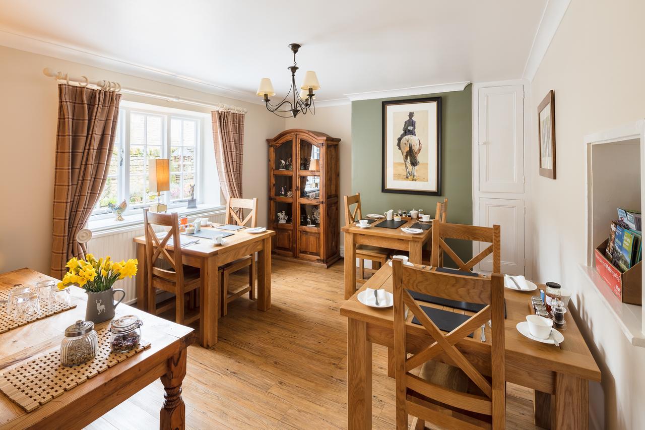 Holly Cottage B&B Pilsley  Exteriör bild